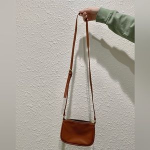 Crossbody bag